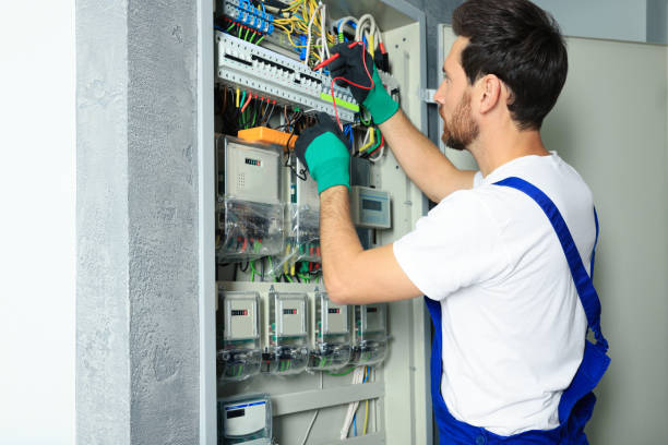 Best Electrician Near Me  in Pleasant Prairie, WI